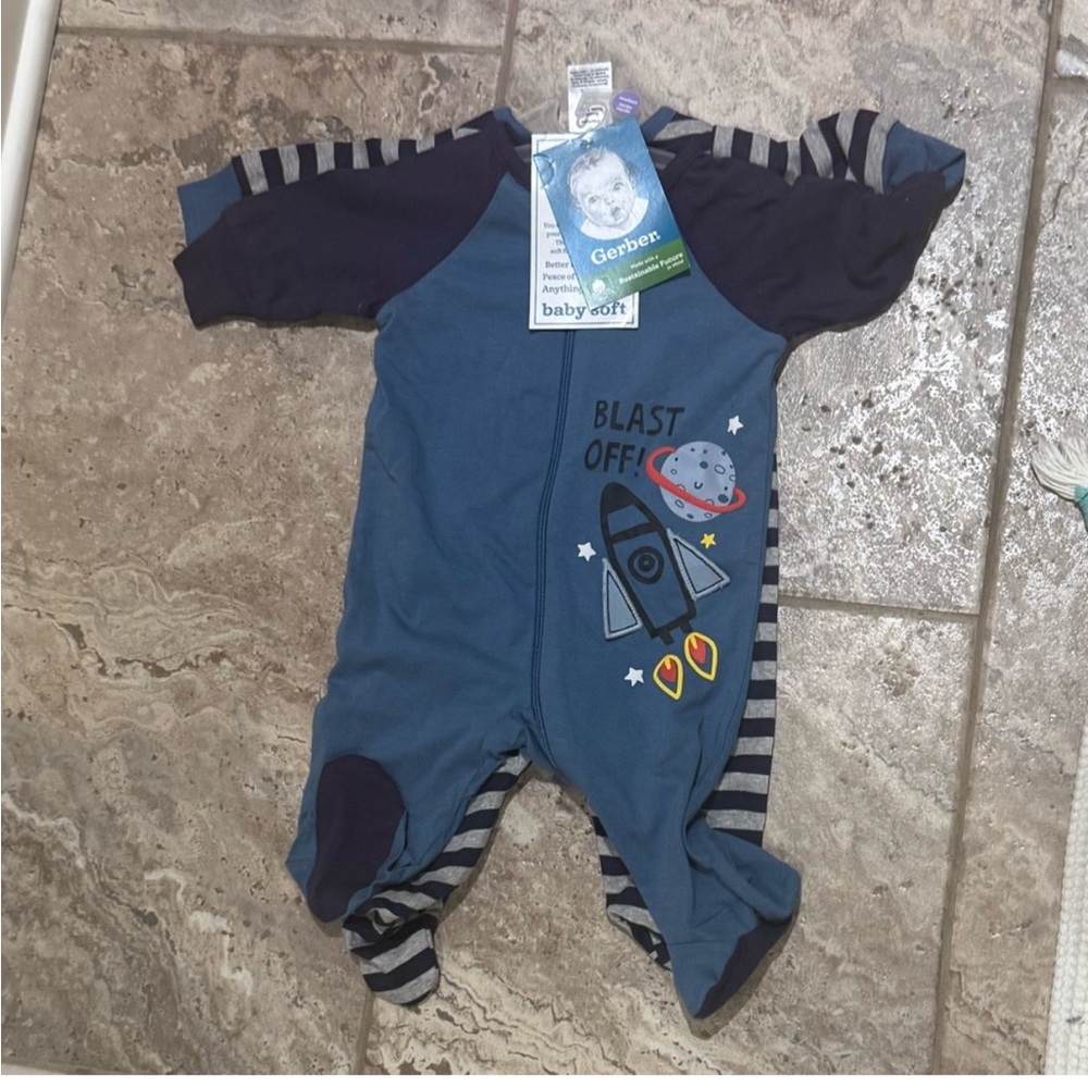 NWT Size newborn Set of two Gerber Blue and Navy Rocket Onesie
